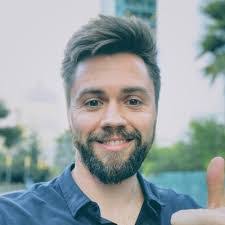 Taylor Pardue's Instagram, Twitter & Facebook