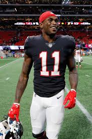 Er spielt für die atlanta falcons als wide receiver und wurde bisher siebenmal in den pro bowl gewählt. Bucs Journal Everything Tried Nothing Worked Against Julio Jones