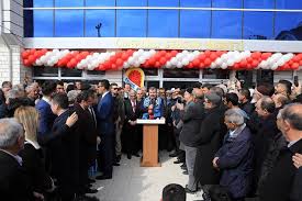 Hande fırat 'ın haberine göre edindiğim bilgiye göre, cumartesi günü i̇çişleri bakanı süleyman soylu ile sağlık bakanı fahrettin koca arasında telefonda ciddi bir tartışma oldu. Konya Nin Omeranli Mahallesindeki Dr Fahrettin Koca Facebook