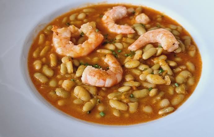 Verdina Beans with Seafood