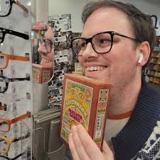 On the third day of Novel Noel, bookseller Jamie aka Jamo aka Jim Jam is  practicing self-care with a side of sass: "Last Christmas, I gave you my  heart. The very next