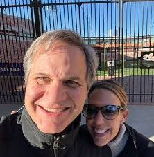 Leslie Duffy's Instagram, Twitter & Facebook