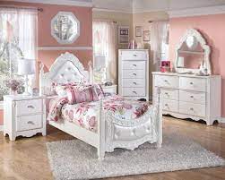 Once you have the basics, look for extras to best suit your daughter's personality. Exquisite Youth Poster Bedroom Set Girls Bedroom Sets Twin Bedroom Sets Kids Bedroom Sets