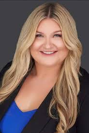 Heather Piontek's Instagram, Twitter & Facebook