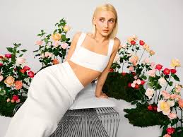 Emma Chamberlain Edit ~*~ | Fandom Editors Amino