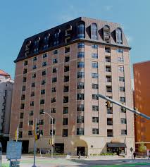Please inform downtown 3 bedroom apartment in advance of your expected arrival time. The Aberdeen Apartments