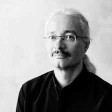 Stream Stephan König piano solo music