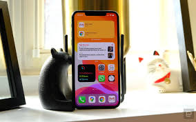 Apple releases iOS 14.6 with support for paid podcast subscriptions |  Engadget