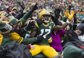 Adams is the undisputed no.1 option in this green bay passing game. Davante Adams Is Now A Dad Also His Toe Injury Not Very Serious Total Packers