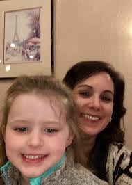 Lunch Time With The Locals………………..😊 Featuring The Great Rene  Sevieri😊❤️🎤🎸🪗🎅