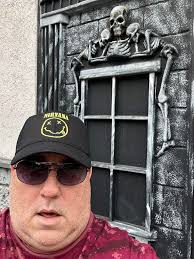 The Real "Old Falls Street" People