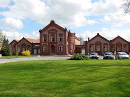 Guise Ecole Theatre Familistere Familistere De Guise Wikipedia En 2020 Architecture Les Styles