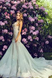 Perfect Wedding Dress Catalogue In Search Of The Newest Wedding Gowns Designs See Our Site Now Top Wedding Dresses New Bridal Dresses Modern Bridal Dress