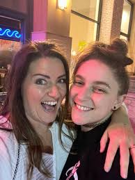 Misty Lewis (@lewis_crew8) • Instagram photos and videos