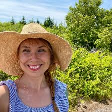 Present and Wild: Sensing, Healing and Connecting Through Nature-Based  Therapeutic Practice