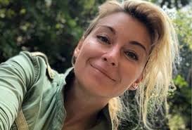 Martyna wojciechowska to znana podróżniczka, dziennikarka oraz prezenterka. Martyna Wojciechowska Imie Gwiazdy Sie Zmienilo Jak Nazywa Sie Teraz