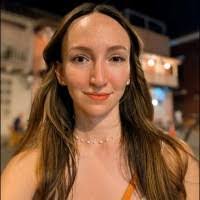 Laura Neria's Instagram, Twitter & Facebook