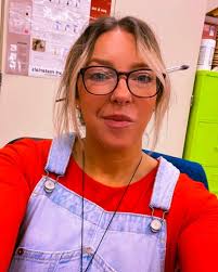 Amber Nall's Instagram, Twitter & Facebook