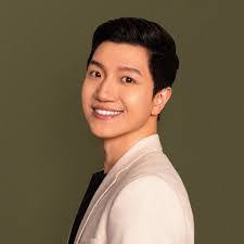 Ben Chen's Instagram, Twitter & Facebook