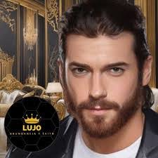 Kurt Kahn's Instagram, Twitter & Facebook