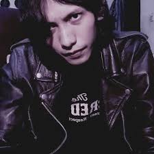 Sebutkan "dynamic duo" dari 1 band,, bukan duo group ya.. Disclaimer : list  subyektif, bisa setuju bisa tidak, bisa benar bisa salah. Gue dulu : Jon  Bon Jovi