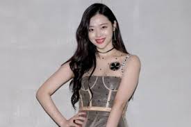 Aksi bunuh diri jonghyun menambah daftar panjang selebriti korea yang memutuskan bunuh diri. Di Balik Gemerlap K Pop Sulli Dan Sederet Artis Ini Nekat Bunuh Diri Real Jeda Id