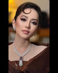 As stunning as ever. 🤎 ABP-37 (2025) Date: 12 Dec 2025, 9:00 PM Location:  Premiera Hotel, Kuala Lumpur #SophiaAlBarakbah #SophiaOurShiningStar  #SophiaAlbarakbahFC #SophiaVotingSquad #ABPBH37 📸: najeebazami