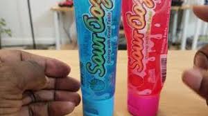 Hubba bubba squeeze pop sour lollipops, assorted, 4 ounce (pack of 12) brand: Bring Back Hubba Bubba Squeeze Pops With Thoughts On The Knock Offs Youtube
