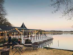 Neben heiraten im schloss oder im weingarten ist auch eine hochzeit am see derzeit sehr beliebt. Elb Deejays Hochzeit Location Empfehlung Hamburg Und Umgebung