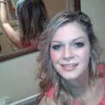 Lara Egan's Instagram, Twitter & Facebook