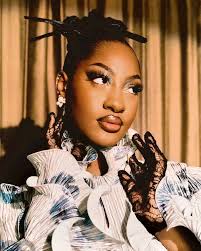 Simple Bullet Announces Breakup and Retrieves Belongings