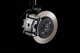 Apa yang perlu dilakukan ialah menggunakan gear rendah dan biarkan enjin mengawal kelajuan kereta. Angkup Brek Brake Caliper Dan Perkara Yang Anda Perlu Tahu Tentangnya Mekanika