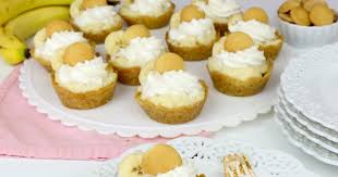 This was the best banana pudding i have ever had. Video Mini Banana Pudding Cups The Lindsay Ann