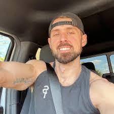 Todd Drennan's Instagram, Twitter & Facebook