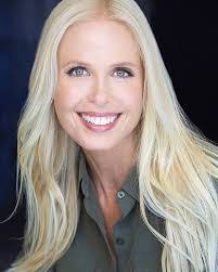 Kelly Rice's Instagram, Twitter & Facebook