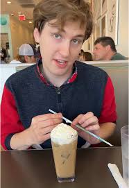 not the accidental product placement 😭 @TheAlbionTrooper #perhapsnot  #perhapsasalad #eggsupgrill @Emily Frederick Conner @OneEyedDJ