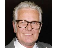 Wayne Marquiss Obituary (1923