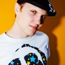 Stream SING by Weston Buck