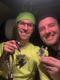 My favorite month has come and gone 🎃🖤 We had a busy month with an  anniversary trip to Miami (featuring Raccoon island 🦝) and Halloween  activities: baking, 5k, lip sync, haunted hayride,