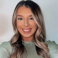 Madison Morgan's Instagram, Twitter & Facebook