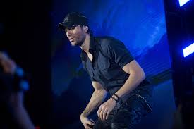 By the turn of the millennium he made a successful crossover into. Enrique Iglesias Loves His Israeli Fans But Misses Family Like Crazy The Times Of Israel