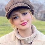 Marjan Rahmani's Instagram, Twitter & Facebook