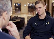 He is primarily positioned as a right back, but is capable of playing as a central defender. Co Bedzie Robil Lukasz Piszczek Po Zakonczeniu Kariery Znakomite Polaczenie Polskich I Niemieckich Cech Reprezentacja Polski