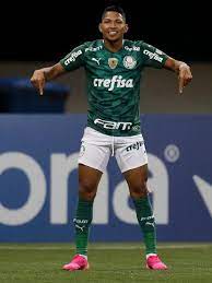 Atleta está em reta final de contrato com a equipe argentina e pode chegar ao palestra itália sem custos. Rony Brilha E Palmeiras Goleia O Independiente Del Valle No Allianz 27 04 2021 Uol Esporte