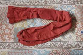 How To Store Tights And Stockings By Tying Them Into Simple Knots 5 Steps With Pictures Instructables