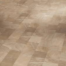 Bodenmeister laminat »dielenoptik nussbaum«, packung, landhausdiele 1380 x 244 mm, stärke. Parador Laminat Classic 1050 Eiche Hirnholz Gekalkt Olstruktur Ohne Fuge Individuelle Dielenoptik Artikel Nr 1475582 Laminat Parkett Und Vinyl Aus Der Laminat Schmiede De