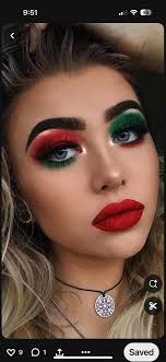 📍Secure your Christmas look before it sells out. 🎄