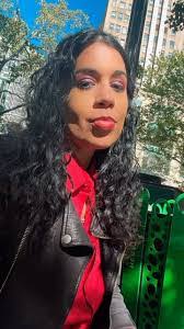 Jennifer Arroyo's Instagram, Twitter & Facebook