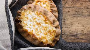 The Best Food Found In The World S 10 Happiest Countries Food Food Tourism Best Foods