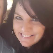 Who is a good hair stylist in North Port for subtle hair transitions and  growing out gray hair?